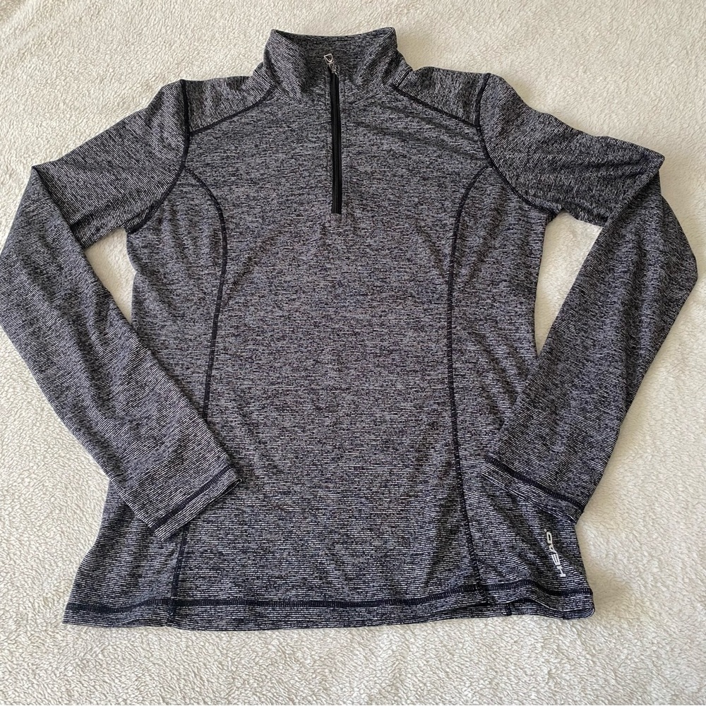 Head heathered black and grey fitted pullover size medium​​​​​